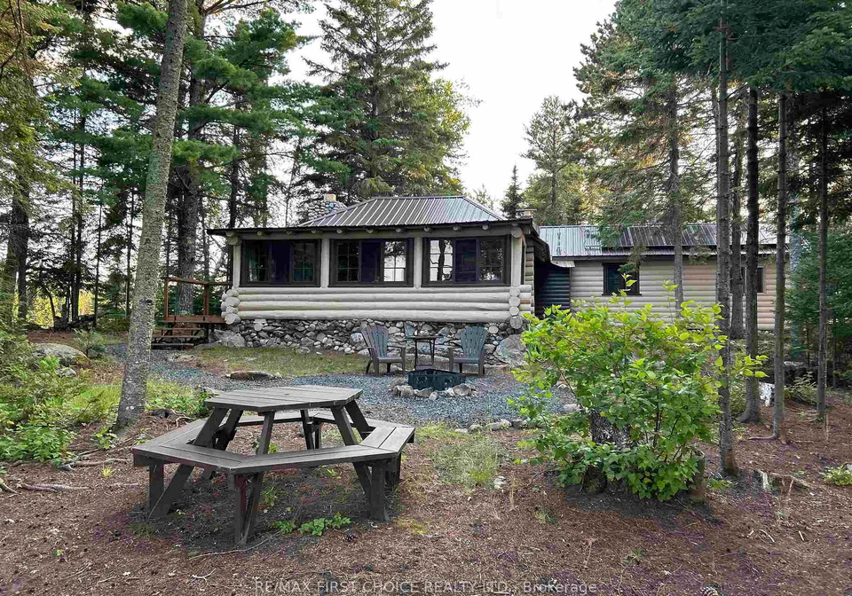 14-island-canyon-lake-kenora-remote-area-ontario-x13256198