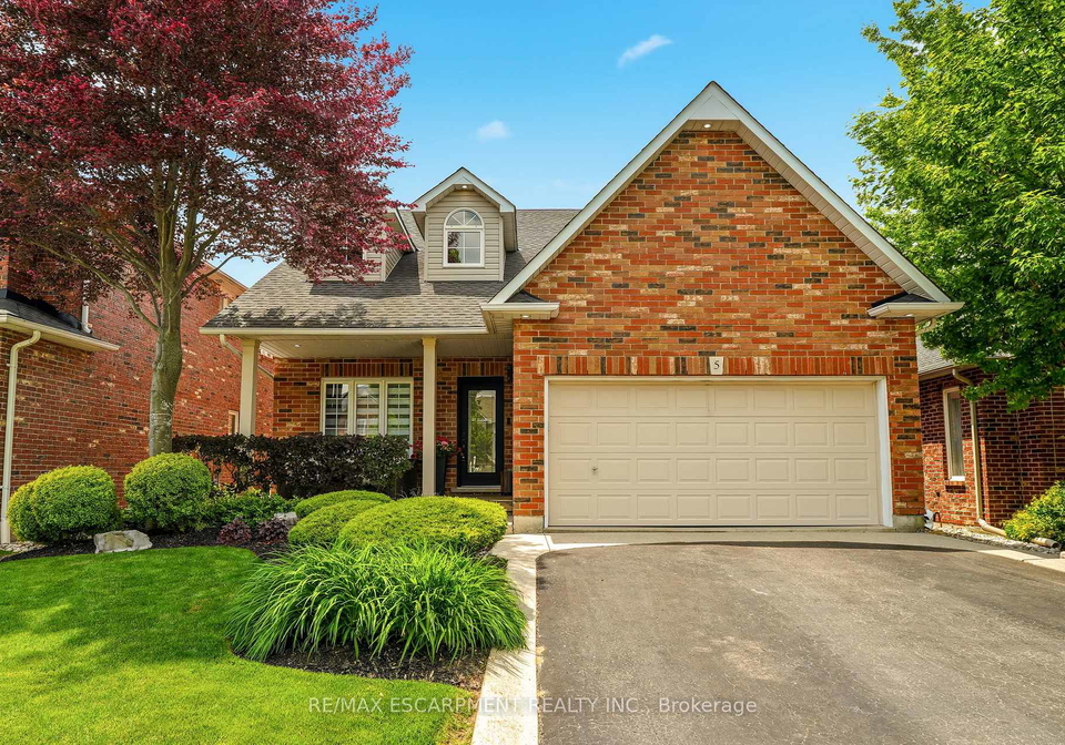 5-volterra-court-hamilton-ontario-x13256250