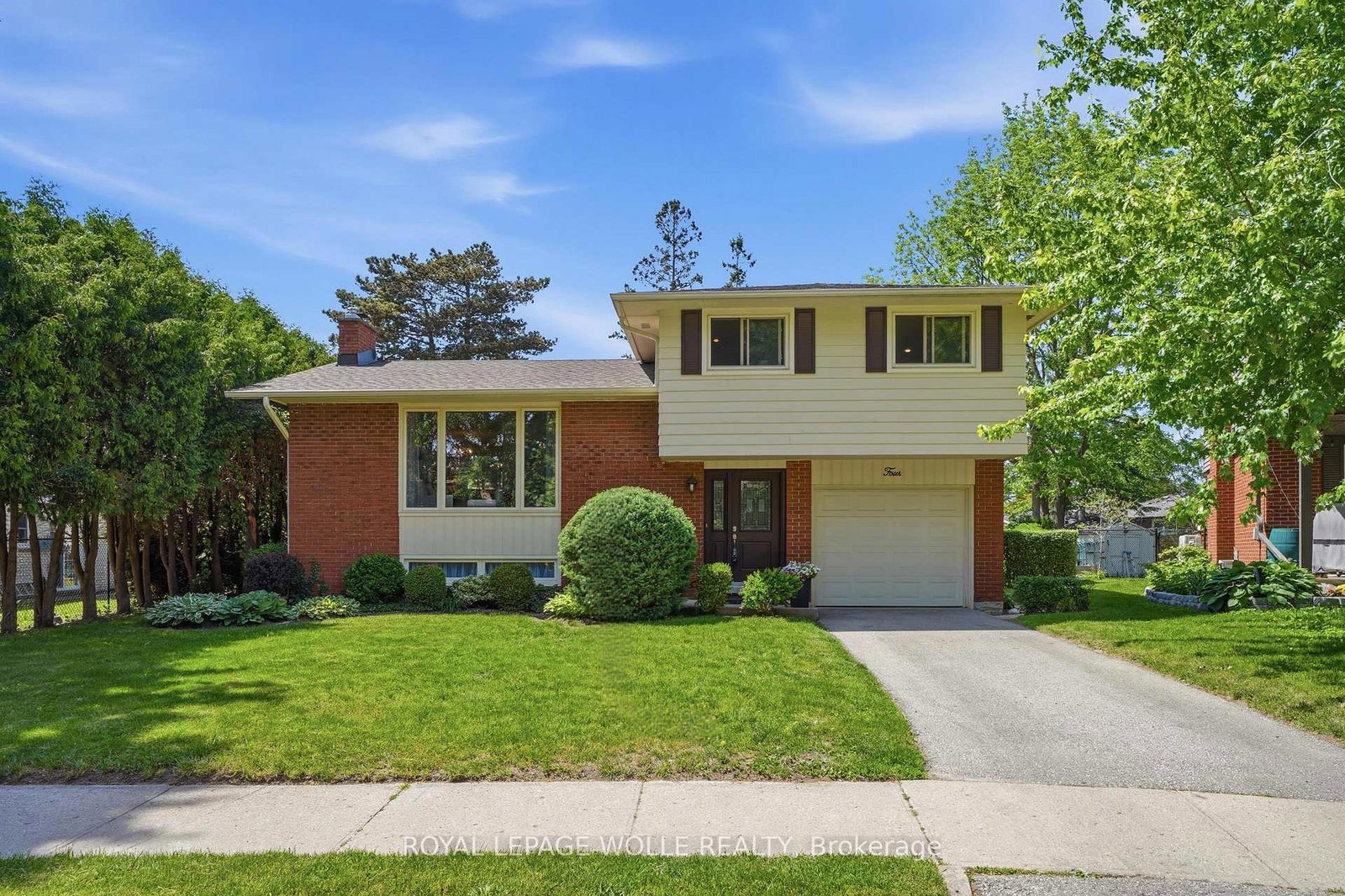 4-bradley-place-kitchener-ontario-x13256578
