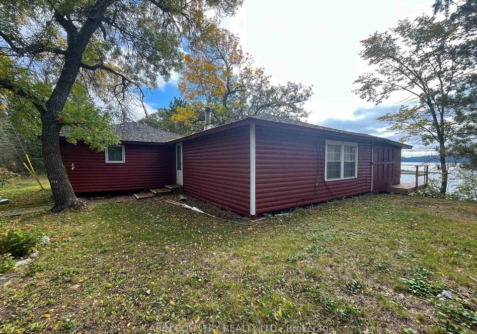 1-minnesabic-island-kenora-remote-area-ontario-x13257676