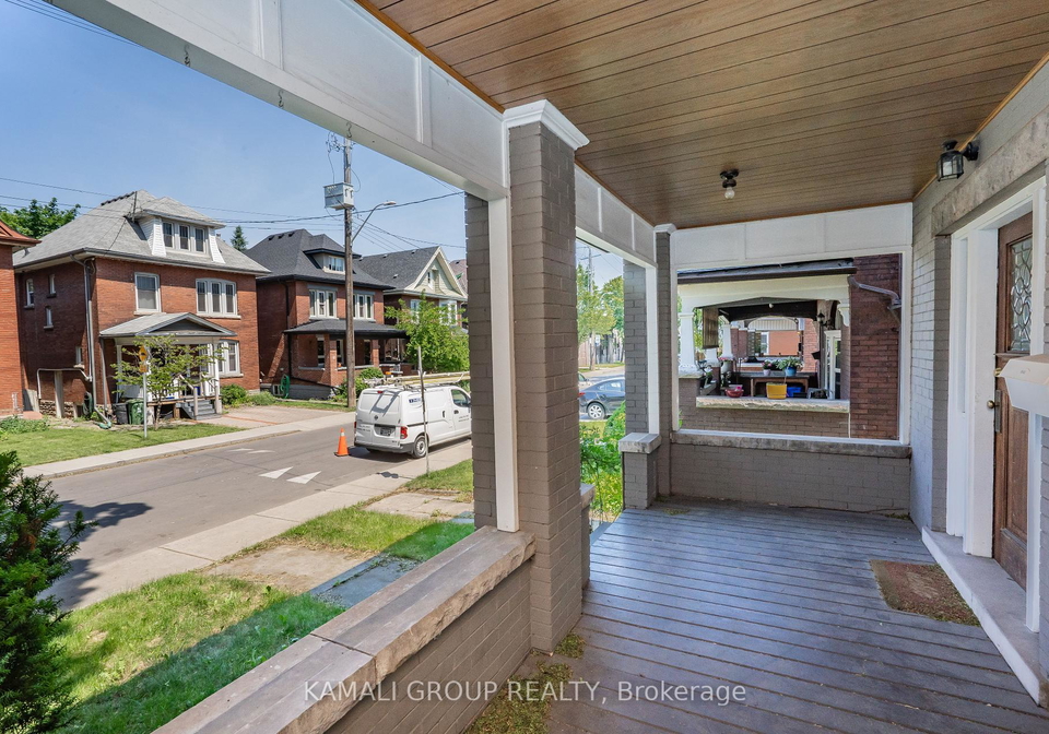 25-spadina-avenue-hamilton-ontario-x13258720
