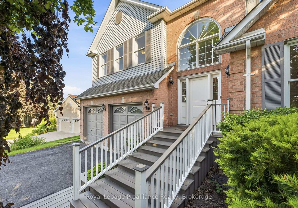 11-gibson-place-port-hope-ontario-x13259228