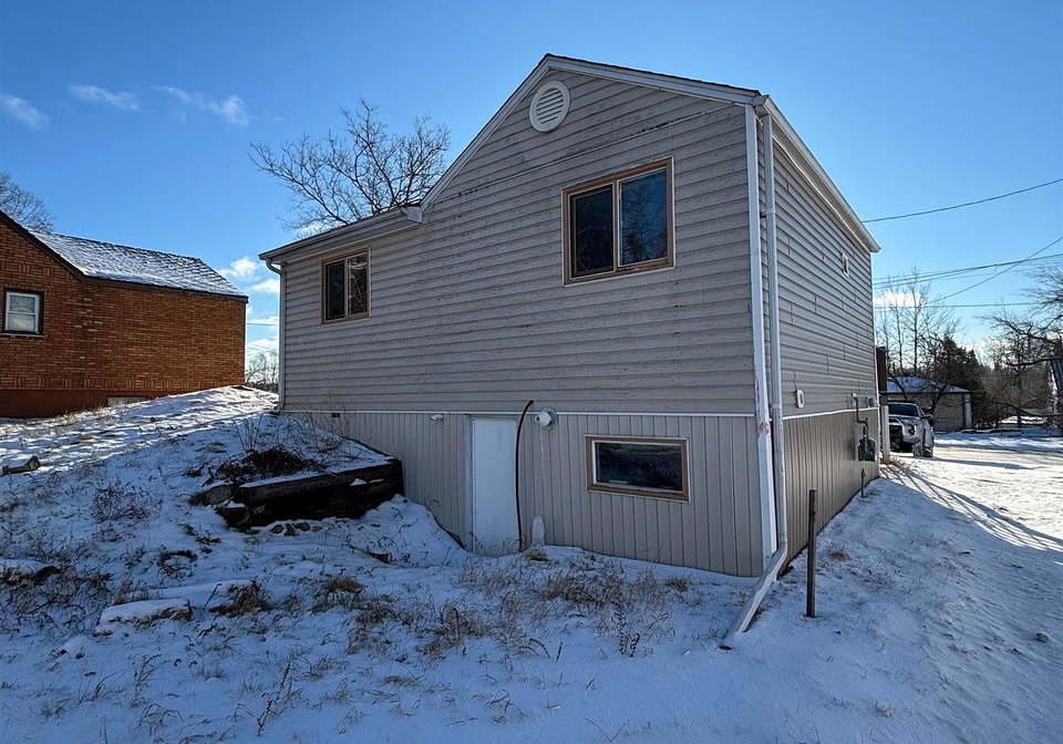 112-mercury-ave-e-atikokan-ontario-x13259340