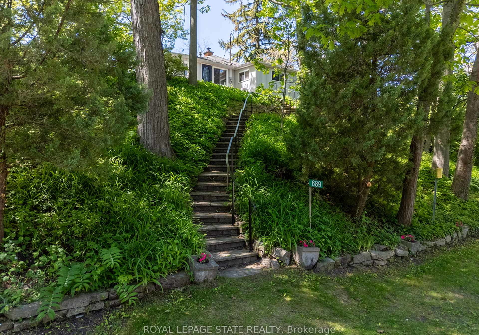 689-sandy-bay-road-haldimand-ontario-x13259434