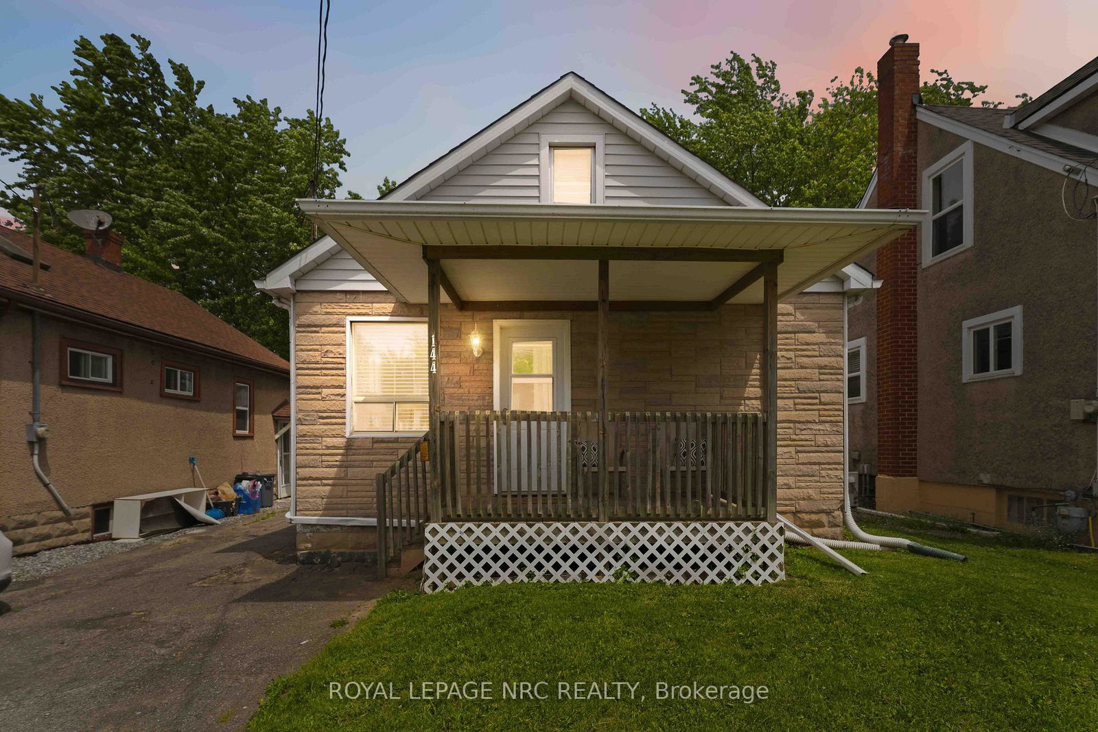 144-mcalpine-avenue-s-welland-ontario-x13259458