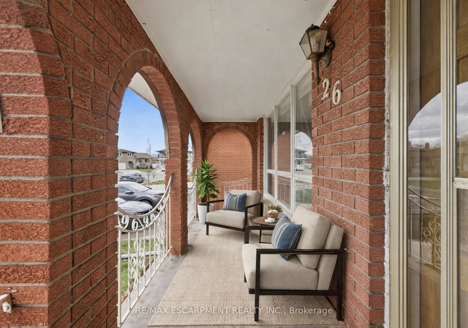 26-adorn-court-hamilton-ontario-x13260740