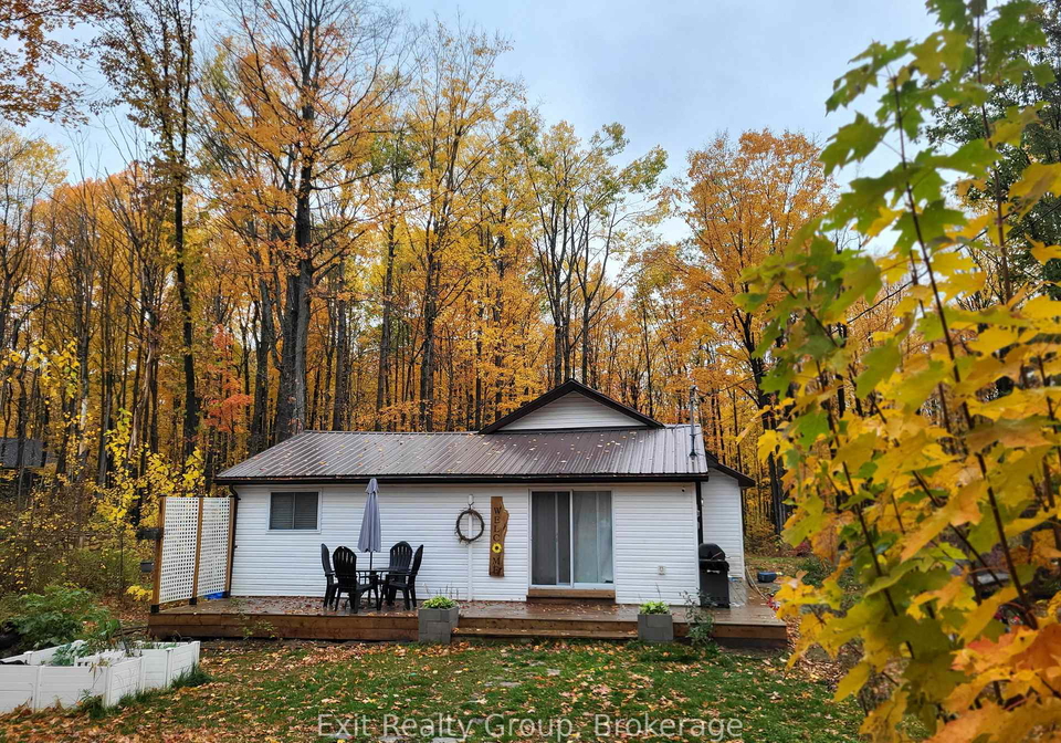54-paradise-road-marmora-and-lake-ontario-x13261432