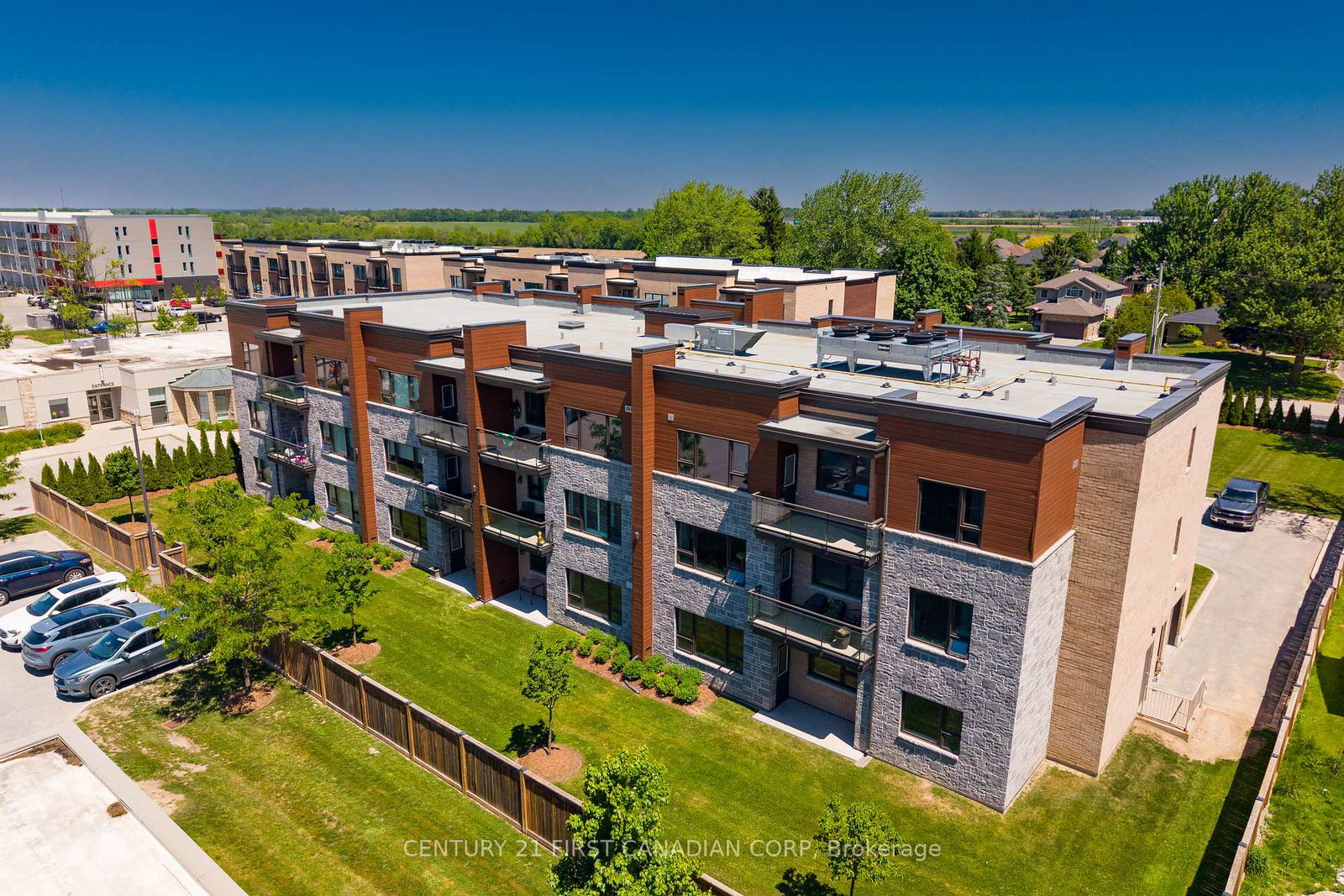 263-butler-street-lucan-biddulph-ontario-x13265016