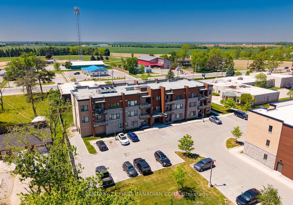 263-butler-street-lucan-biddulph-ontario-x13265016