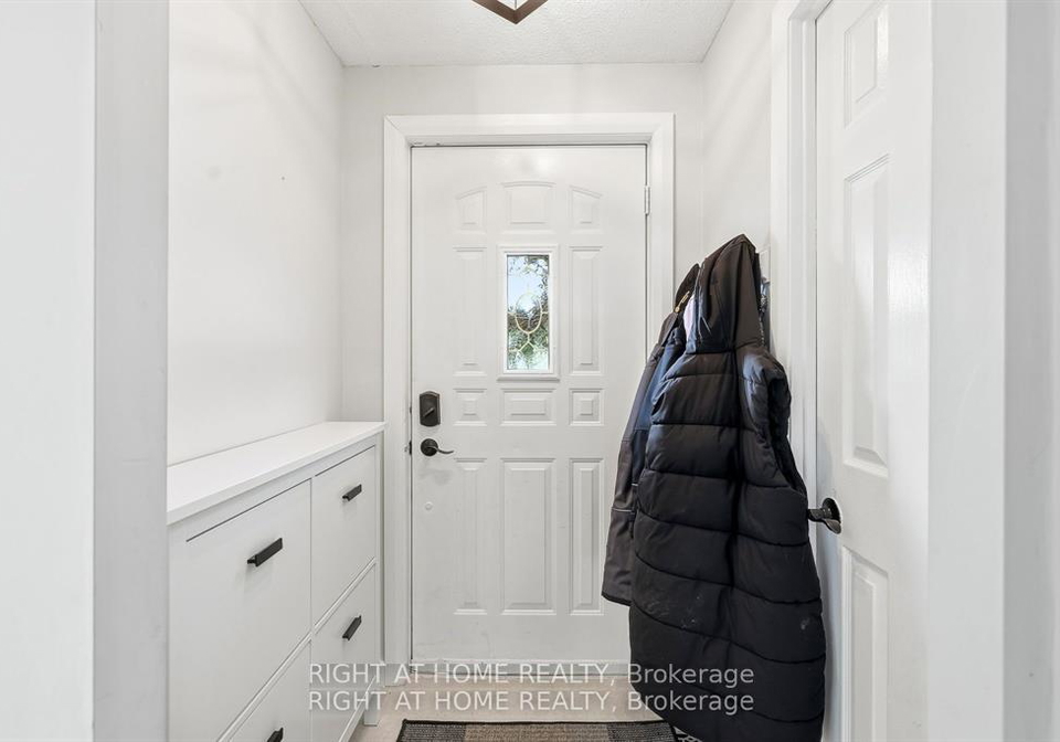 1633-lafrance-drive-ottawa-ontario-x13271894
