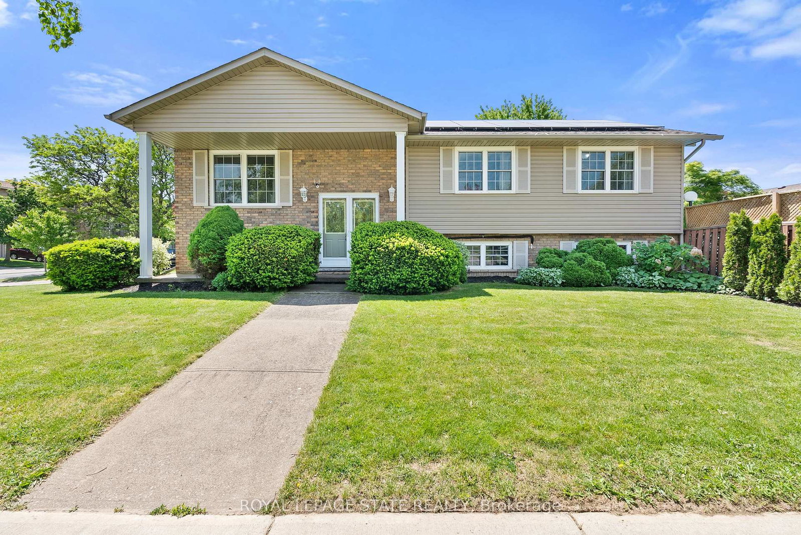 83-amberwood-street-hamilton-ontario-x13272558