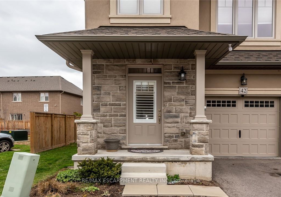 98-shoreview-place-hamilton-ontario-x13273812