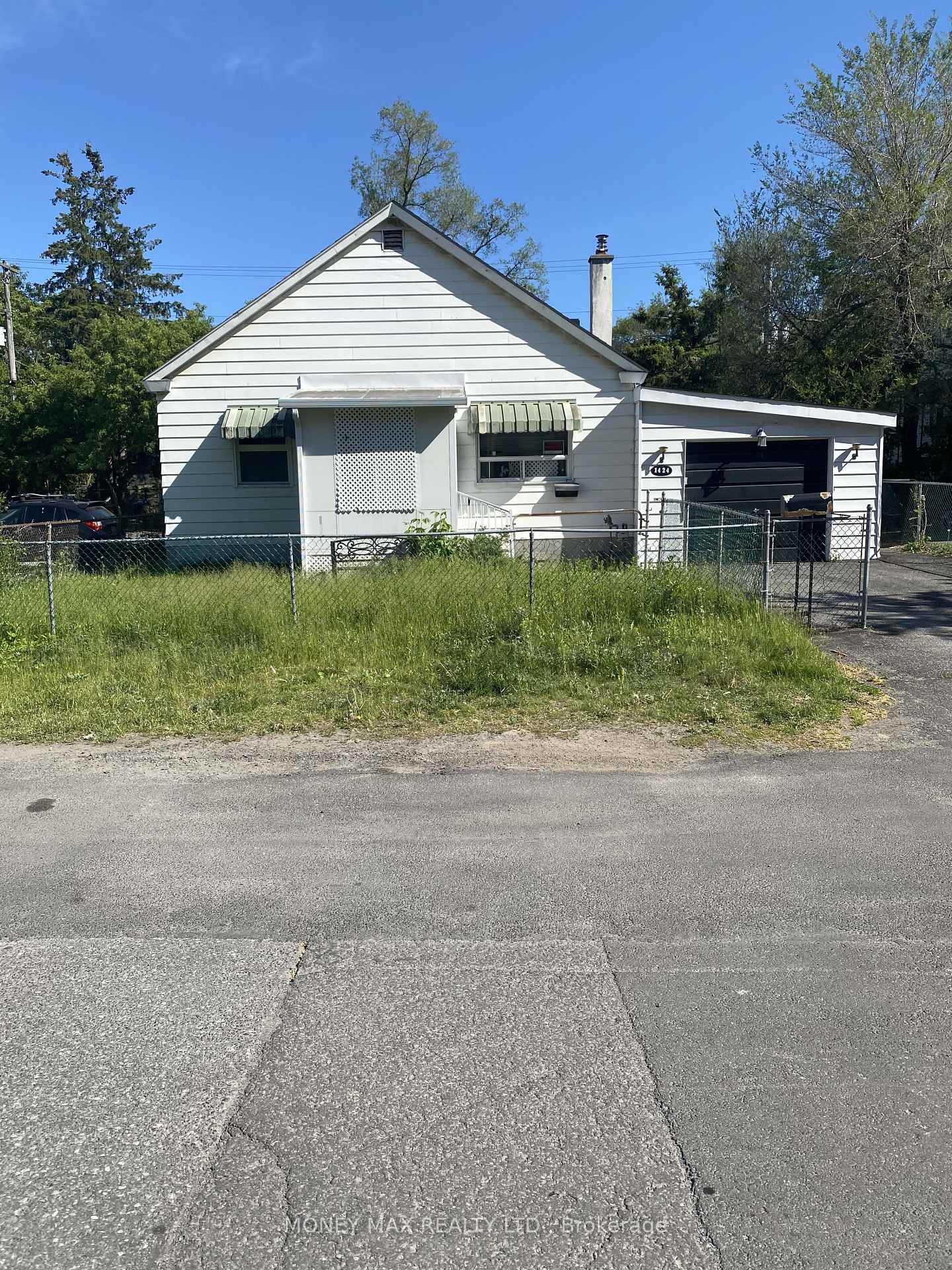 1424-rosenthal-avenue-carlington-ottawa-ontario-x13273828