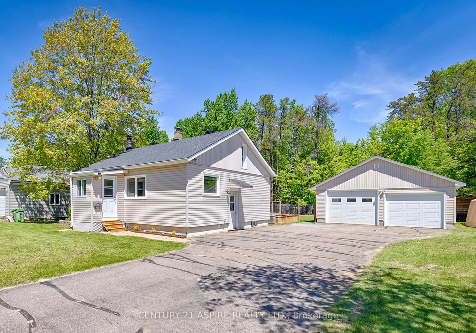 64-laurentian-drive-petawawa-ontario-x13274972