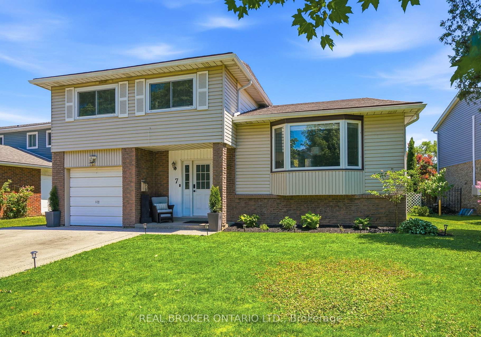 7-fairington-crescent-st-catharines-ontario-x13279746