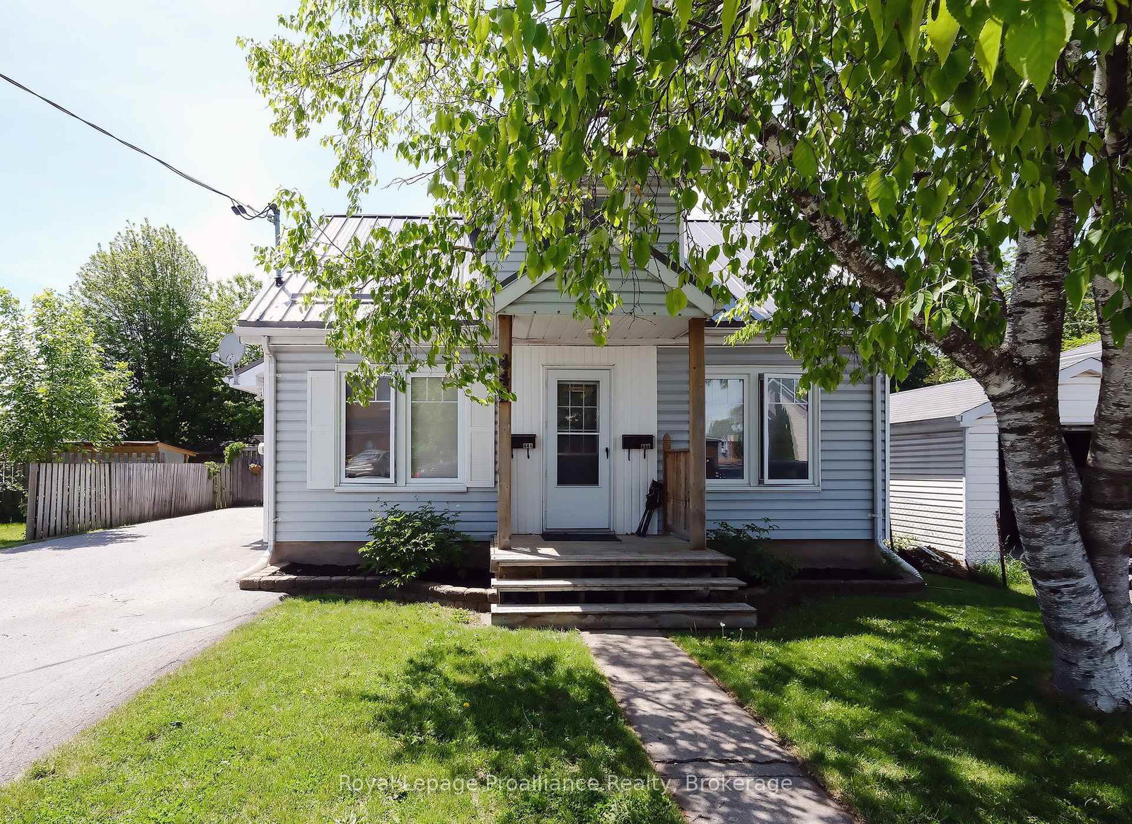 44-ponton-street-belleville-ontario-x13282144