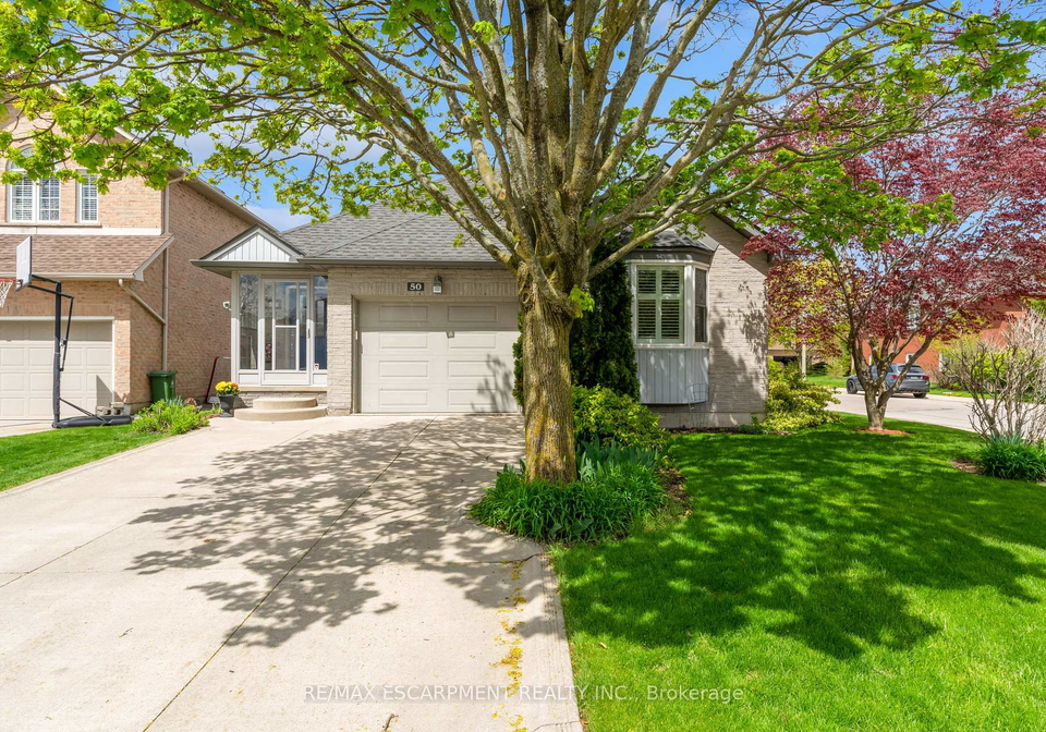 50-spadara-drive-hamilton-ontario-x13295168