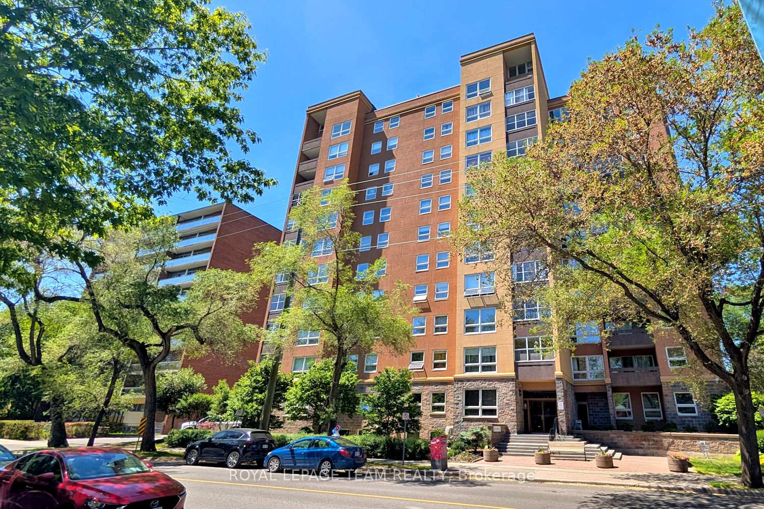 373-laurier-avenue-e-ottawa-ontario-x13298900