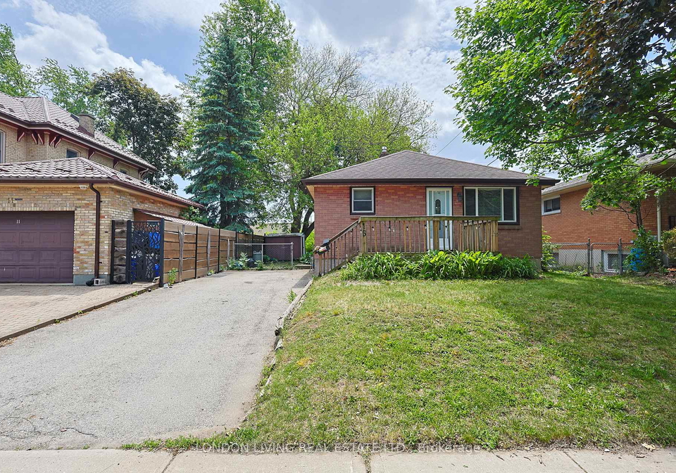 15-heather-crescent-london-east-ontario-x13318980