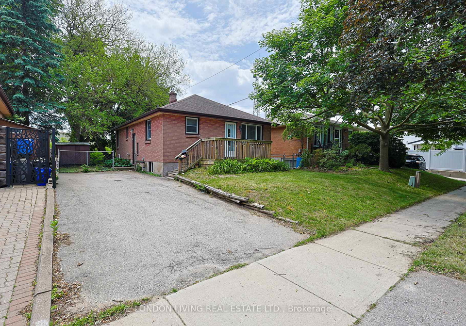 15-heather-crescent-london-east-ontario-x13318980