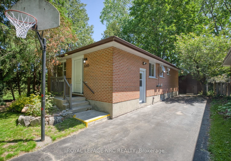 3265-addison-avenue-niagara-falls-ontario-x13410056