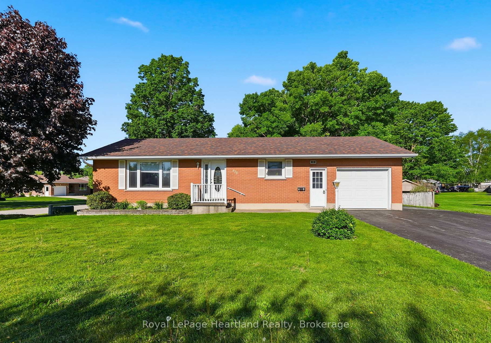 476-carling-terrace-north-huron-ontario-x13410062