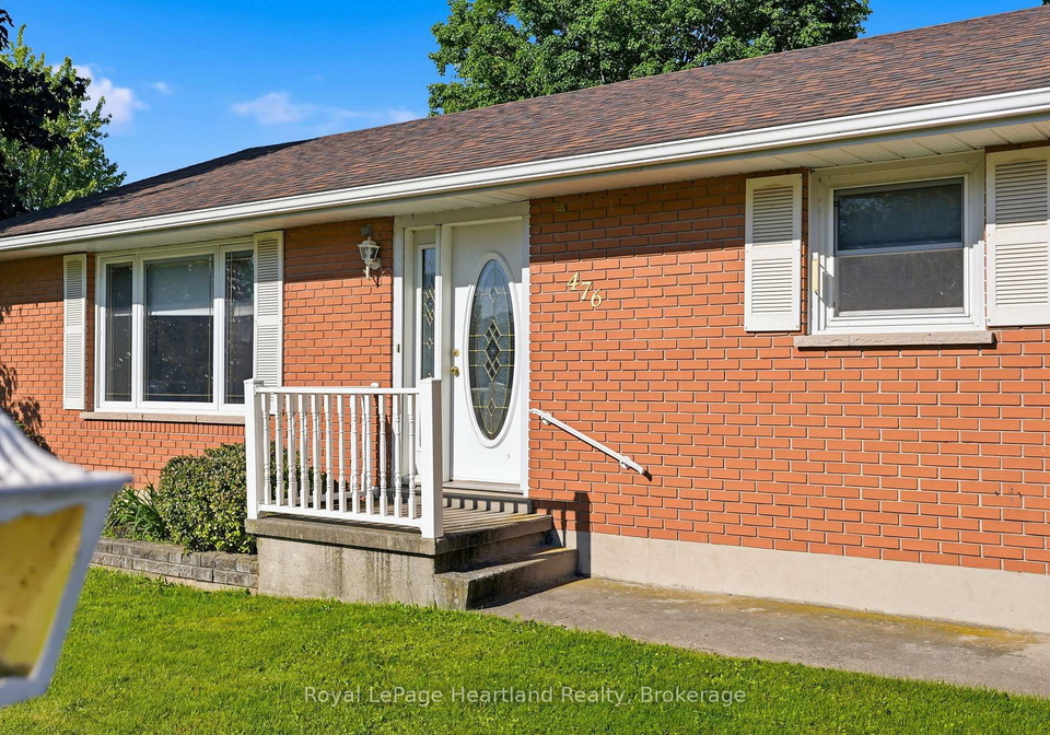 476-carling-terrace-north-huron-ontario-x13410062
