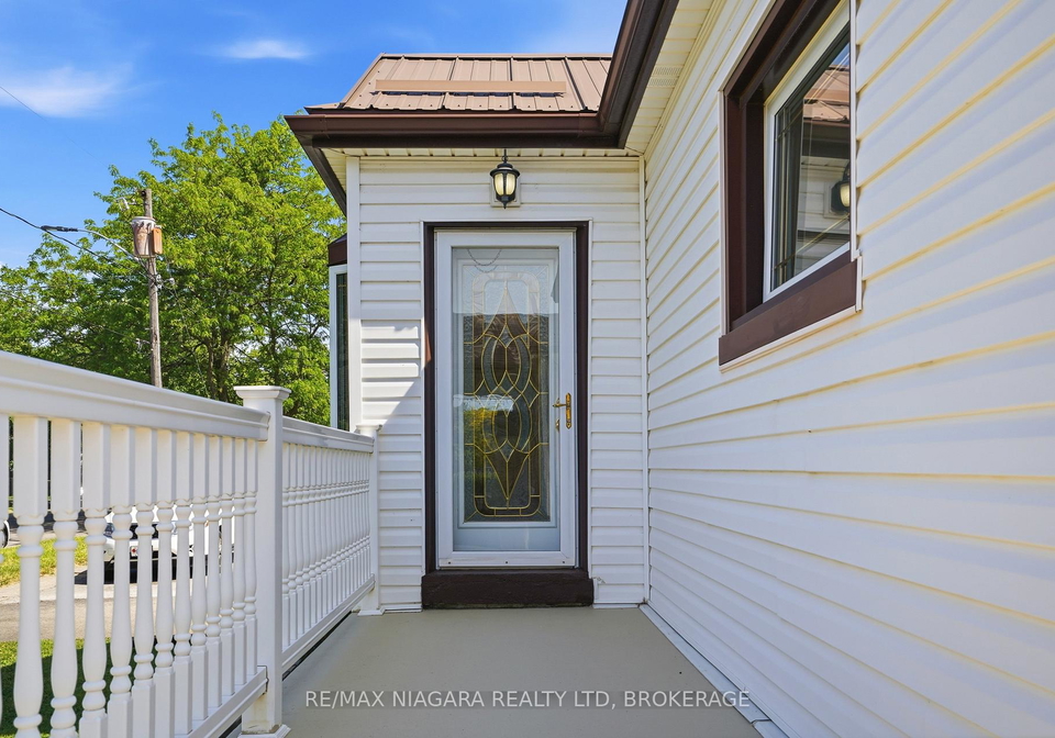 270-mcalpine-avenue-s-welland-ontario-x13410098