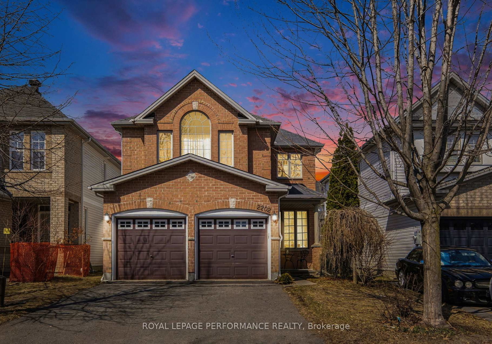 2202-clendenan-crescent-ottawa-ontario-x13410276