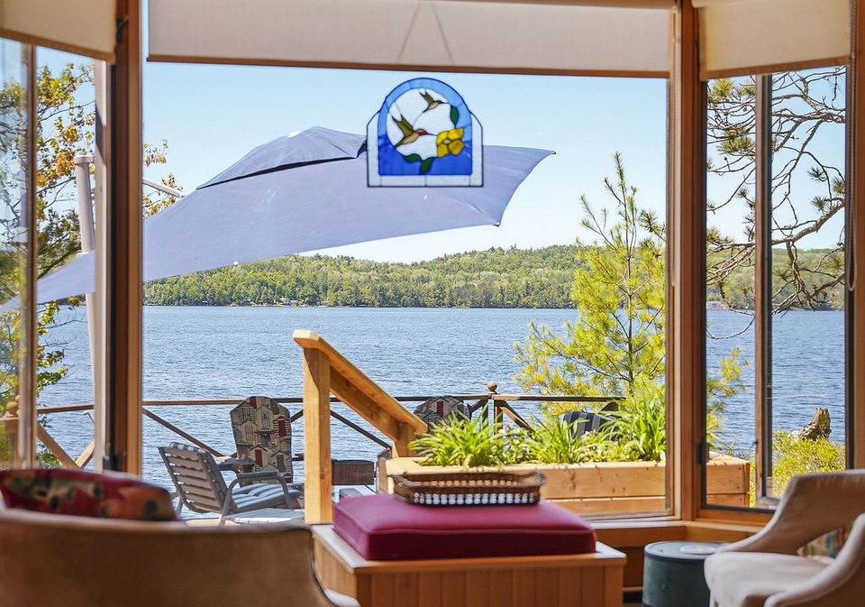 890-mazinaw-lake-addington-highlands-ontario-x13410286