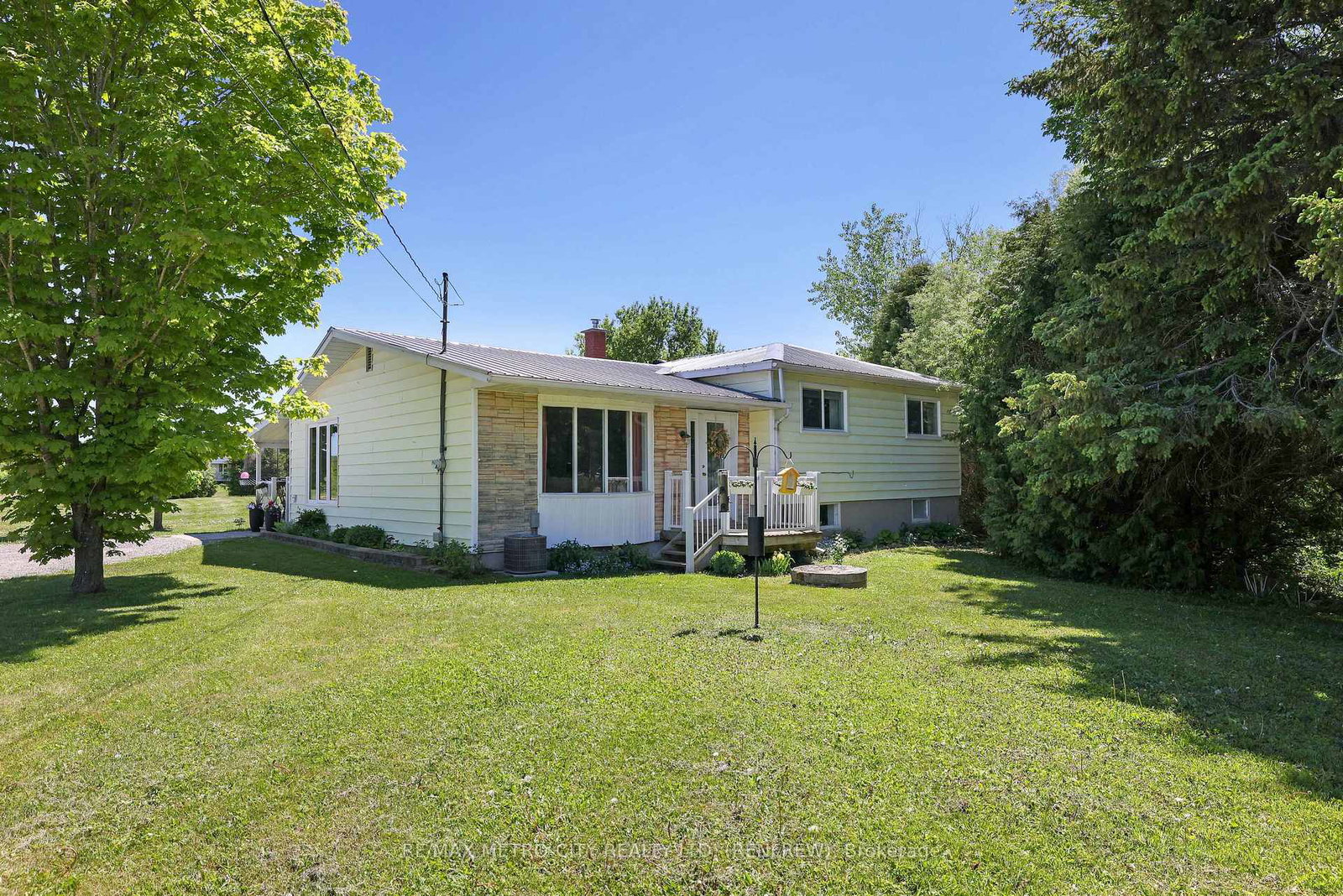 8-fennessy-lane-admastonbromley-ontario-x13410386