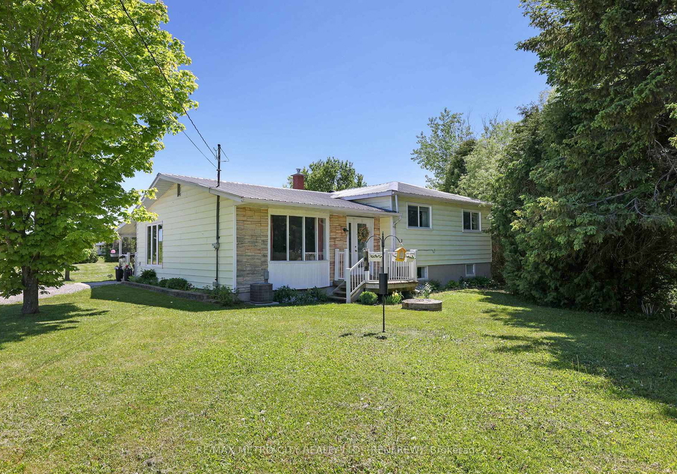 8-fennessy-lane-admastonbromley-ontario-x13410386