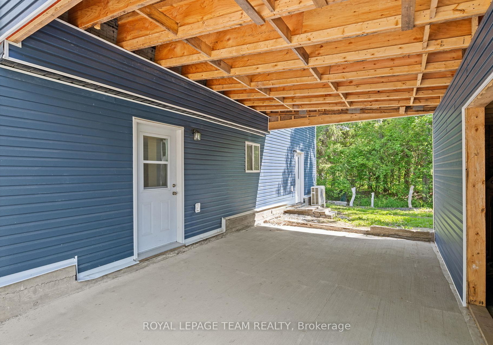 76-south-street-lanark-highlands-ontario-x13410470