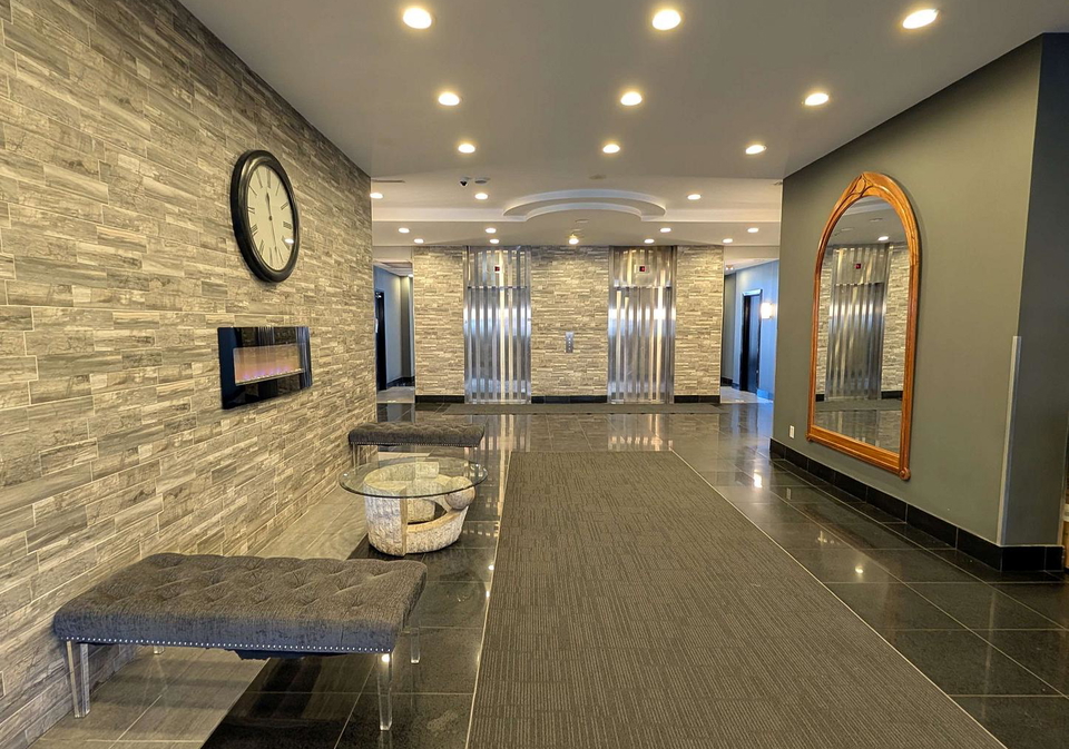 135-james-street-s-hamilton-ontario-x13410568