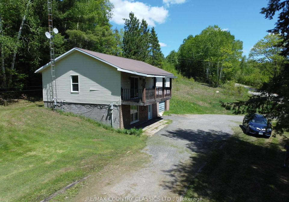 446-biernacki-mountain-road-madawaska-valley-ontario-x13410640