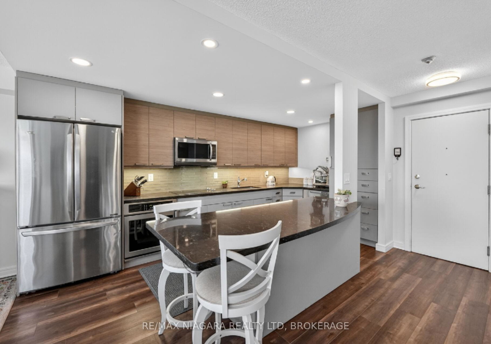 81-scott-street-st-catharines-ontario-x13410838