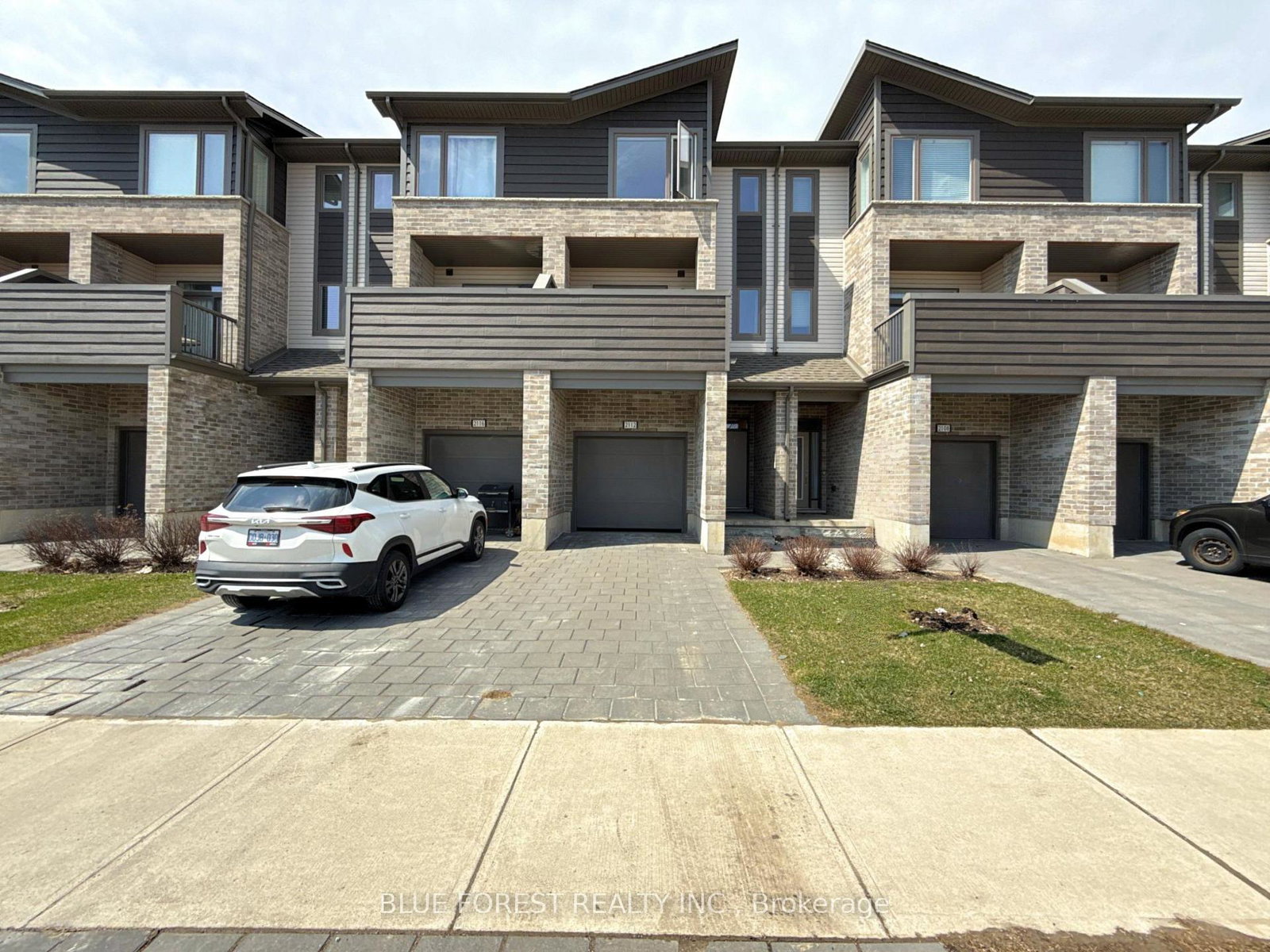 2112-meadowgate-boulevard-london-south-ontario-x13410944