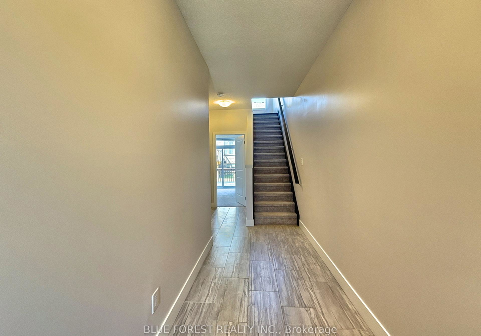 2112-meadowgate-boulevard-london-south-ontario-x13410944