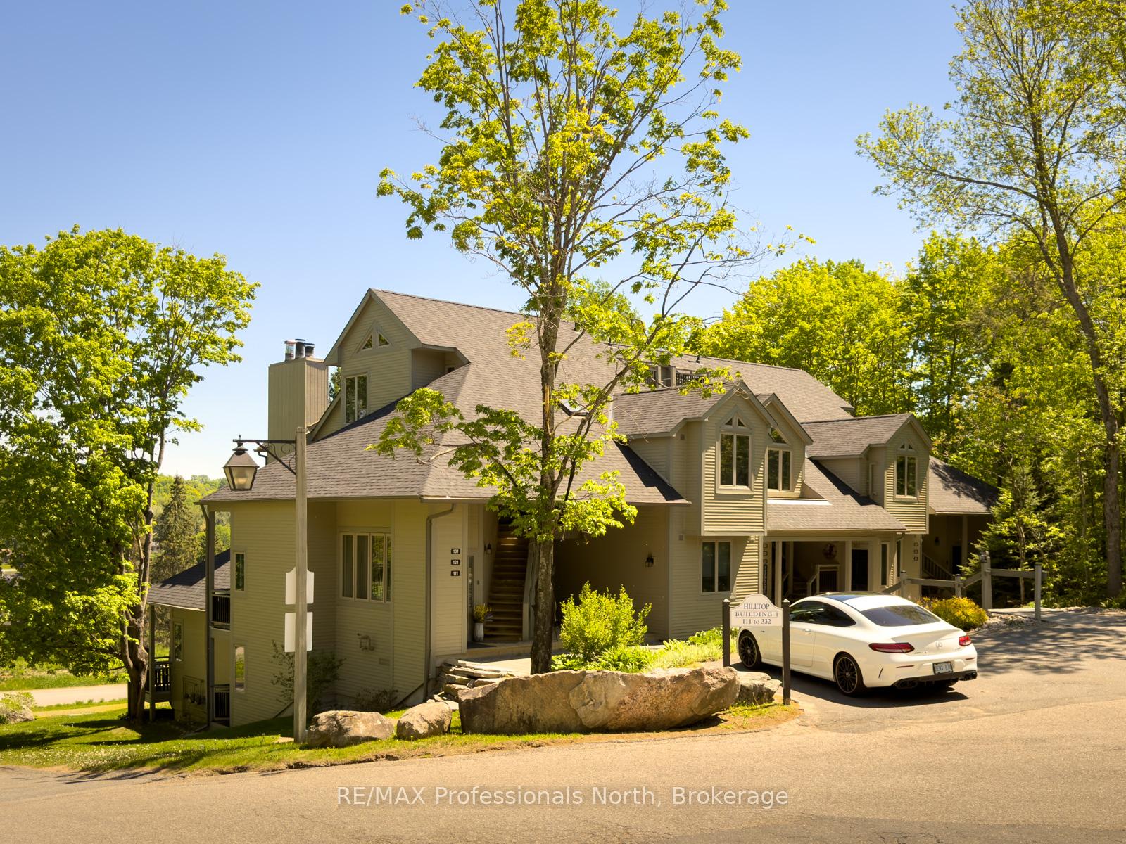 grandview-hilltop-drive-huntsville-ontario-x13410990