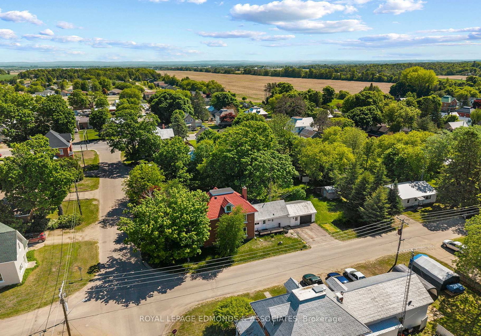 7-little-street-whitewater-region-ontario-x13411250