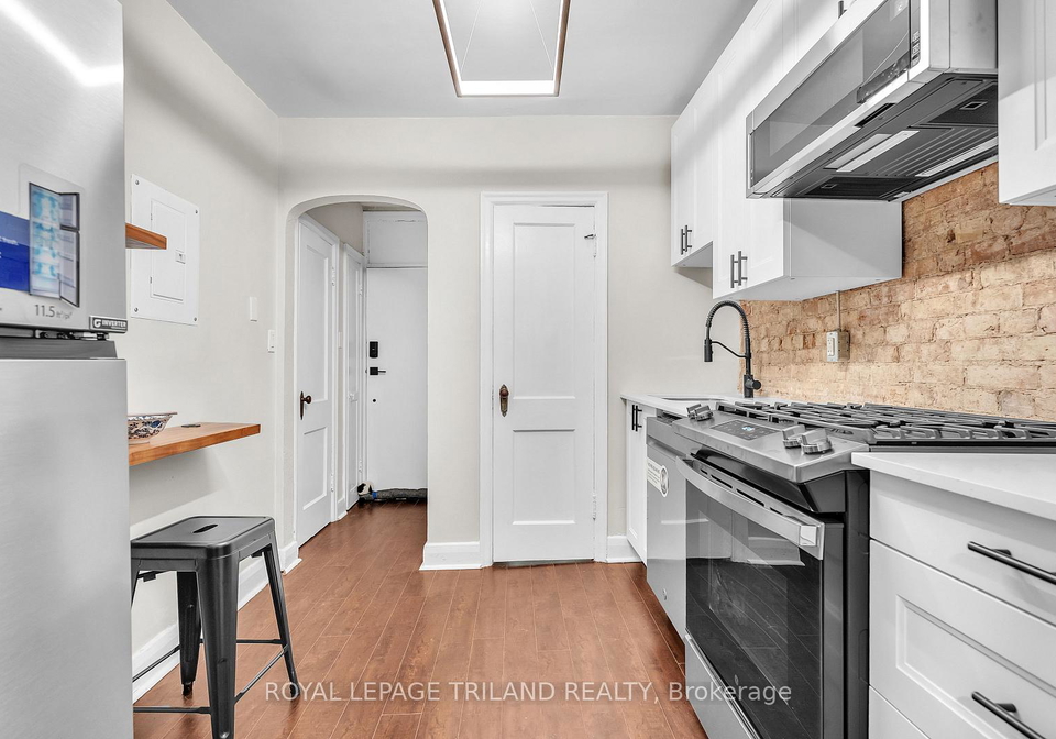 111-dundas-street-london-east-ontario-x13411374