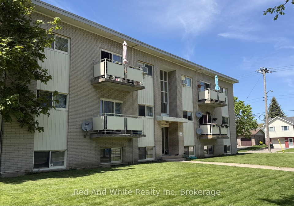 206-indian-road-kitchener-ontario-x13411382