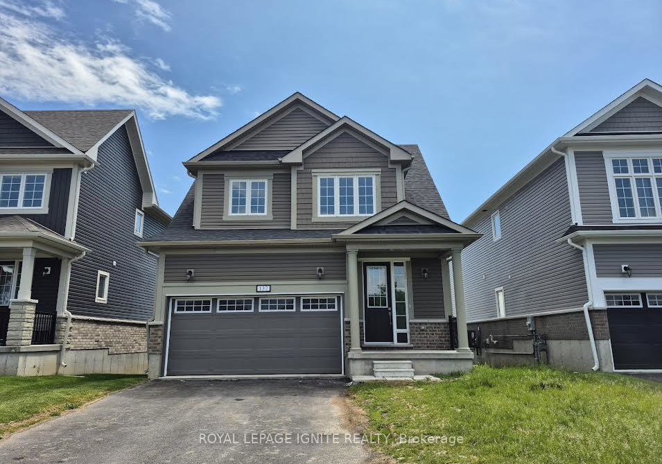 137-gildersleeve-boulevard-loyalist-ontario-x13411400