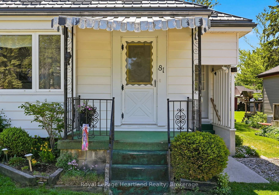 81-catherine-street-north-huron-ontario-x13411498