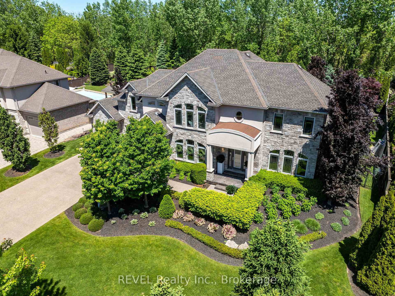 6745-domenic-crescent-niagara-falls-ontario-x13411586