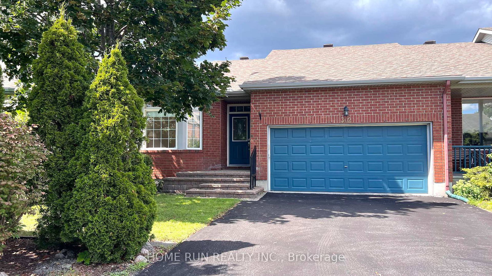 302-wisteria-crescent-ottawa-ontario-x13411798