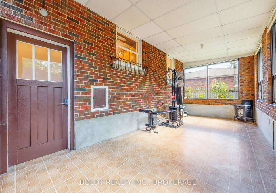 127-louth-street-st-catharines-ontario-x13411814