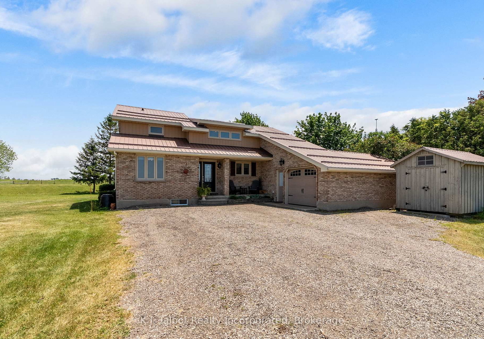 83054-corrins-line-ashfield-colborne-wawanosh-ontario-x13412140