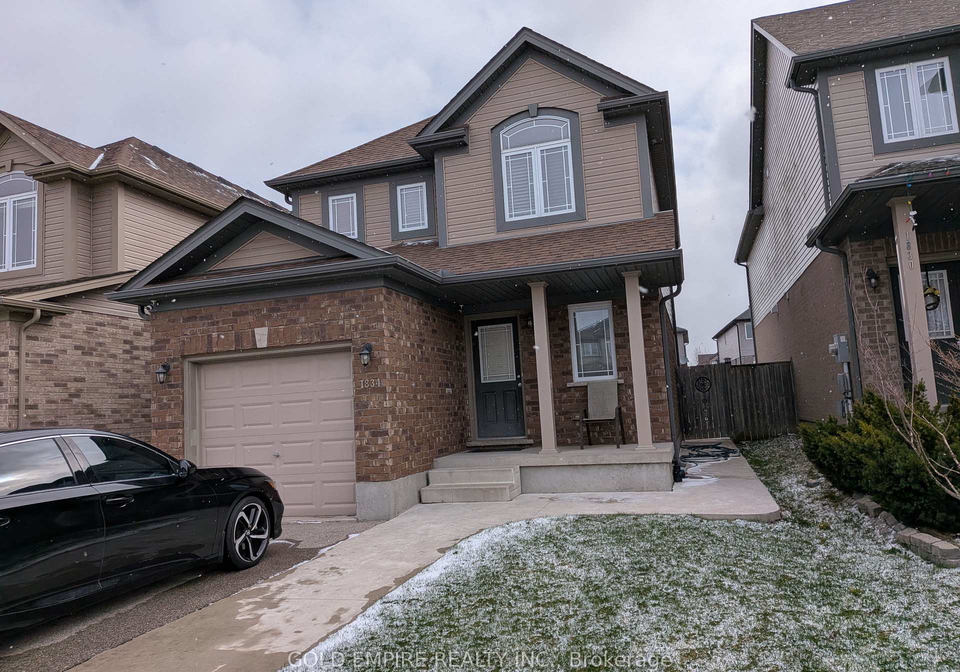 1834-reilly-walk-london-north-ontario-x13412142