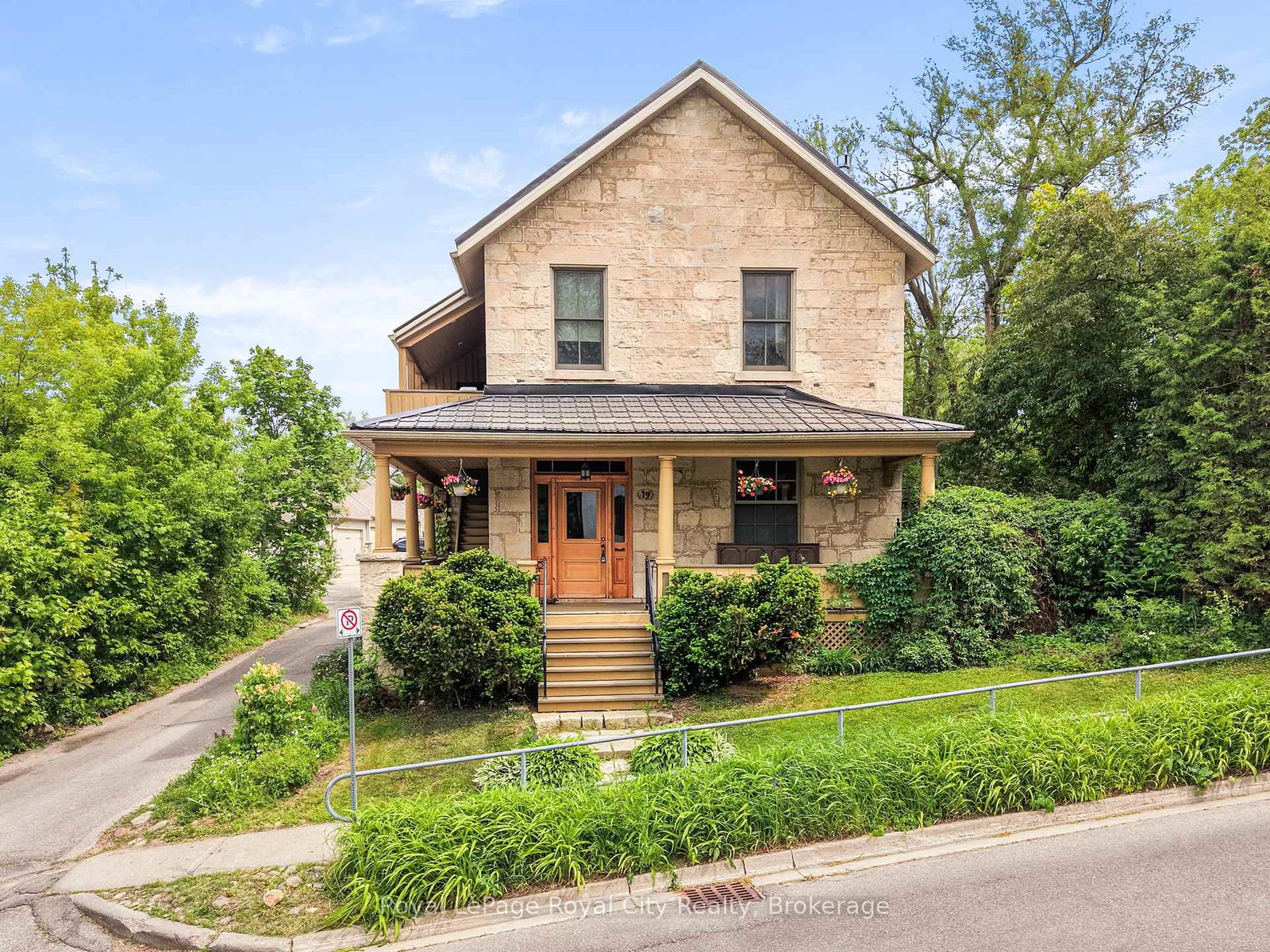 19-london-road-e-guelph-ontario-x13412228